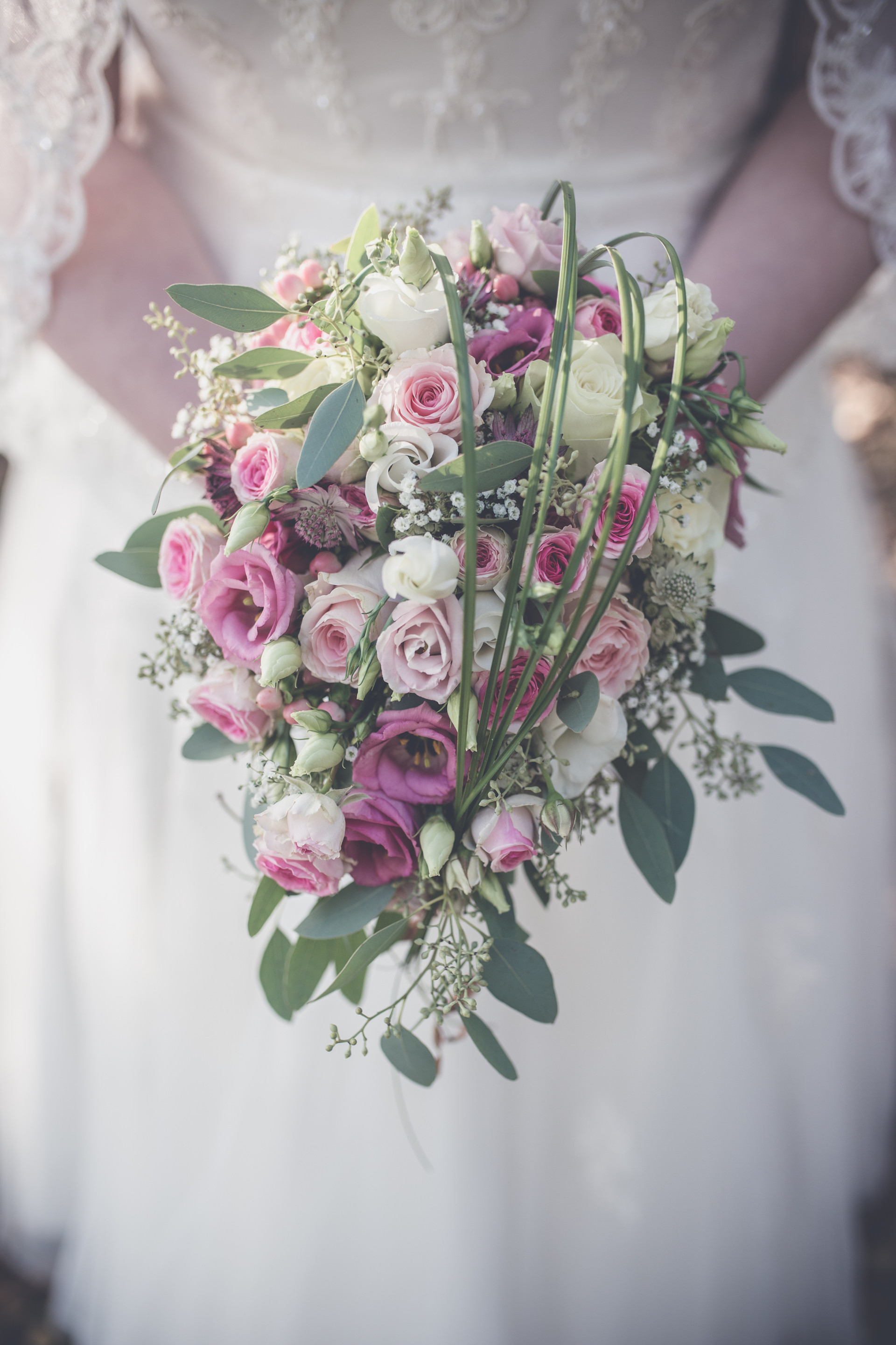 Wasserfall Brautstrauß
 Wasserfall Brautstrauß in Rosa und Creme Heiraten mit