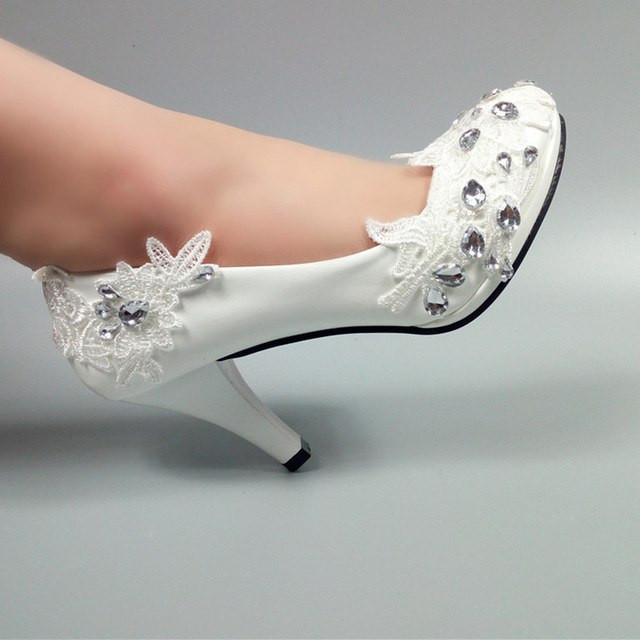 Weiße Schuhe Hochzeit
 Winter Weiße blume kristall frauen hochzeit schuhe Neue