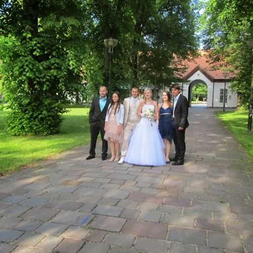 Wieviel Geld Schenkt Man Zur Hochzeit
 Wieviel Geld Schenkt Man Zur Goldenen Hochzeit Einzigartig