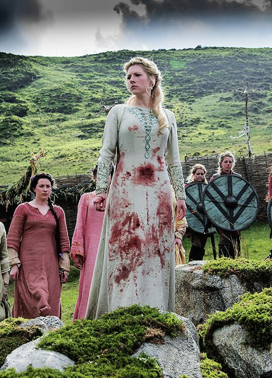 Wikinger Hochzeitskleid
 Die besten 25 Lagertha Ideen auf Pinterest