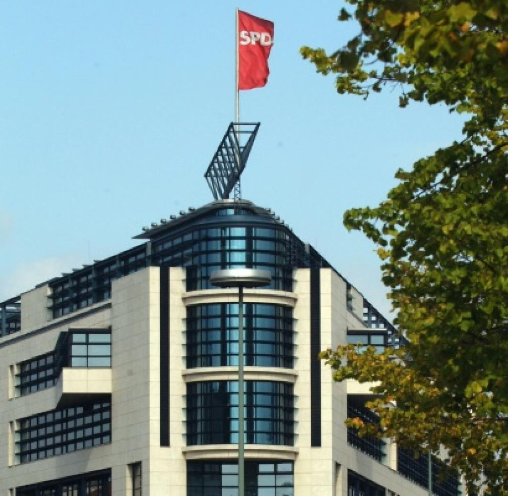 Willy Brandt Haus Berlin
 Polizei Parteizentrale der SPD in Berlin evakuiert WELT