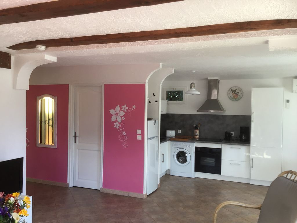 Wohnung 72
 Wohnung 72 m² 2 Terrassen sonnig ruhige Lage freie