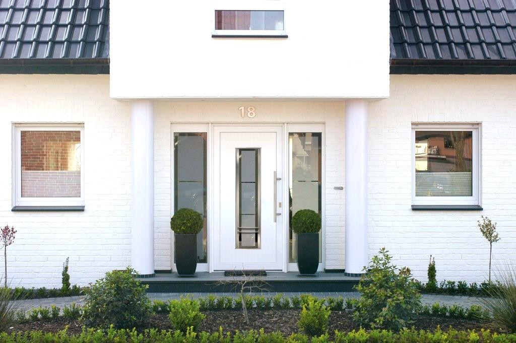 Wohnung Kaufen Dreieich
 Grune Haustur Weisse Fenster Graue Holz