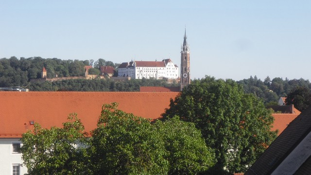 Wohnung Landshut
 2 Zi Wohnung in Landshut zentrumsnah mit herrlichem Burgblick