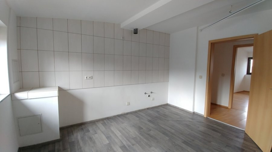 Wohnung Mieten Saarbrücken
 Wohnung mieten • Saarbrücken • 110 m² • 600 €