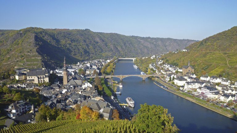 Wohnung Rhens
 Hotel Weinhaus Halfenstube Senheim Senhals Boek nu