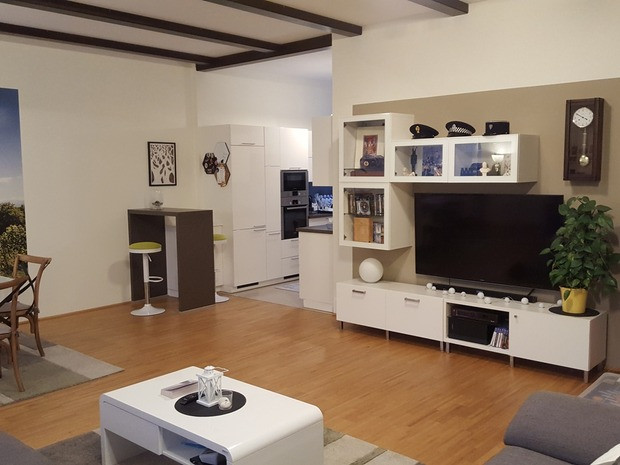 Wohnung Wien
 Maisonette Wohnung 118m2 Mannswörth bei Wien Schloss