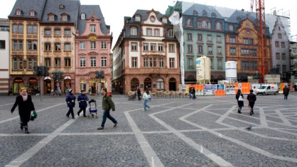 Wohnungen Wiesbaden
 Mainz Wiesbaden Nachbarstädte feilschen um 2800 Wohnungen