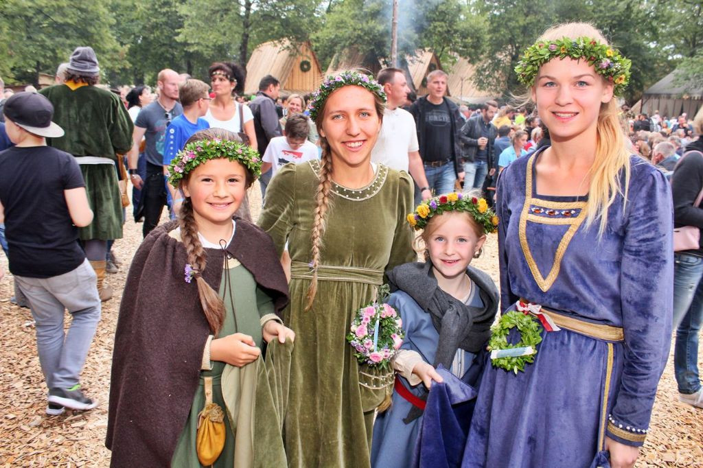 Zehrplatz Landshuter Hochzeit
 Landshut Die Bilder vom Lagerleben auf der Landshuter