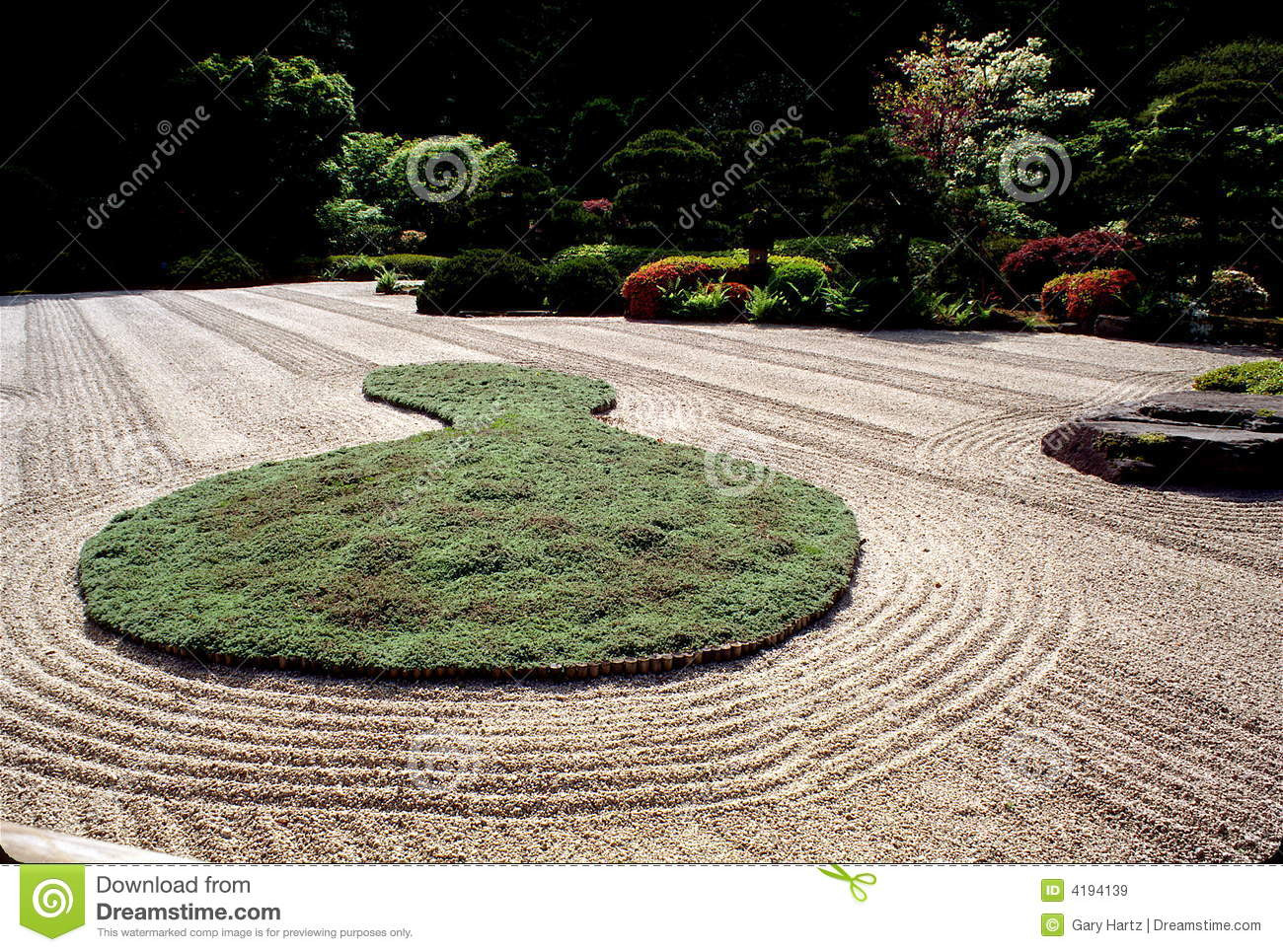 Zen Garten
 Japanischer Zen Garten In Oregon Stockbild Bild von