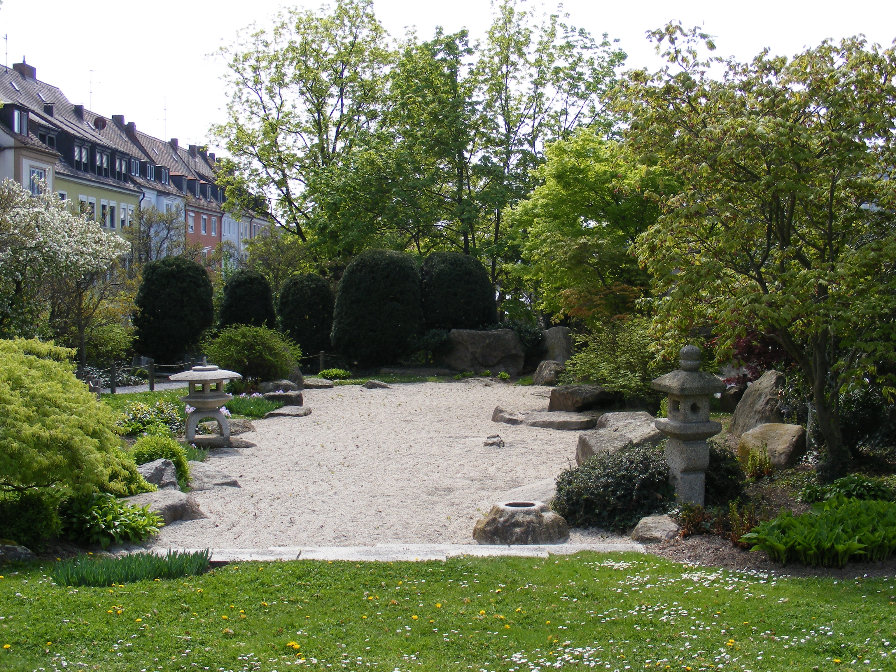Zen Garten
 File Würzburg Zen Garten am Kranenkai JPG Wikimedia